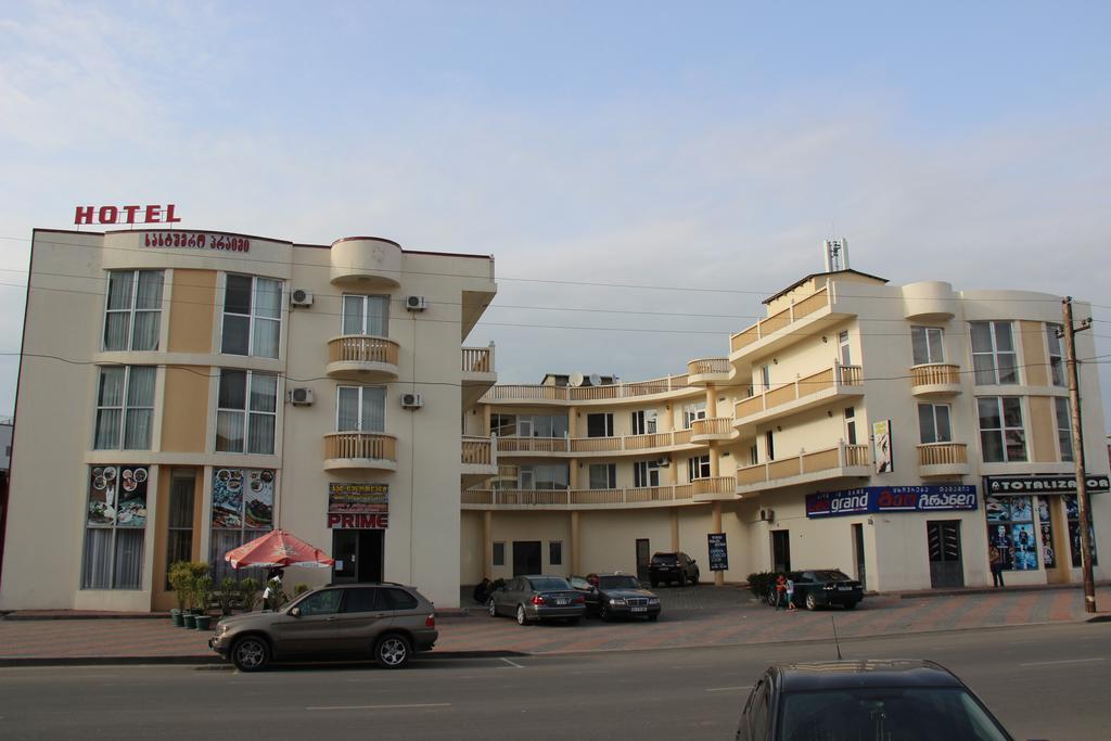 Prime Hotel Batumi Exterior foto